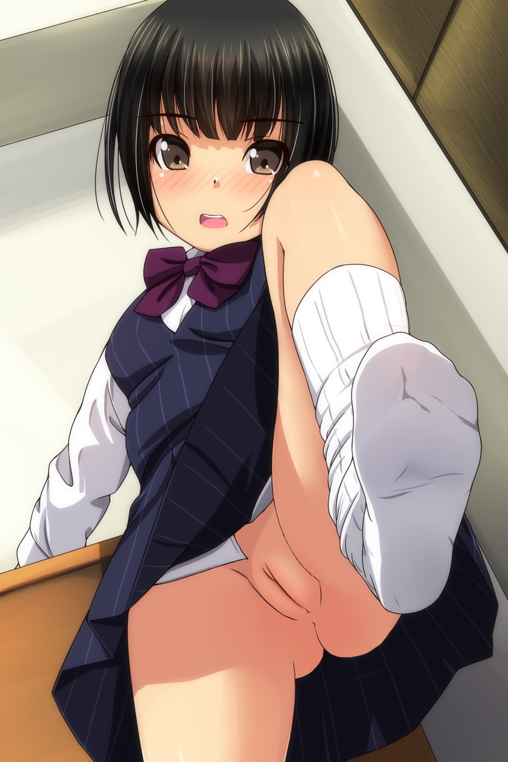 feet loli matsunaga_kouyou nopan pussy seifuku skirt_lift uncensored