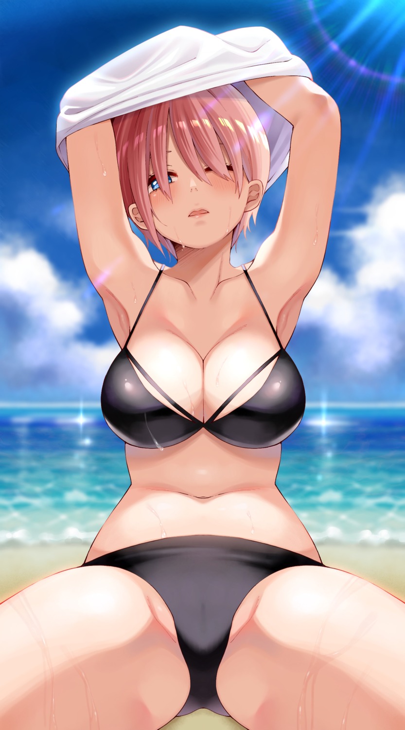 5-toubun_no_hanayome bikini nakano_ichika shirt_lift swimsuits tairakazuyoshi wet