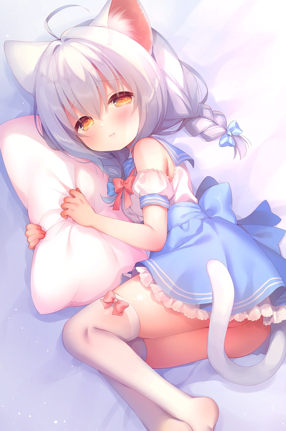 animal_ears loli nekomimi nopan seifuku skirt_lift tail thighhighs usashiro_mani