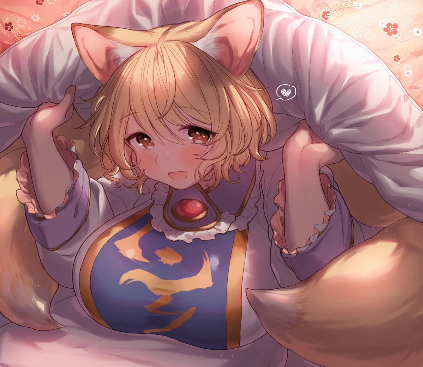 animal_ears kitsune masanaga_(tsukasa) sheets tail touhou yakumo_ran