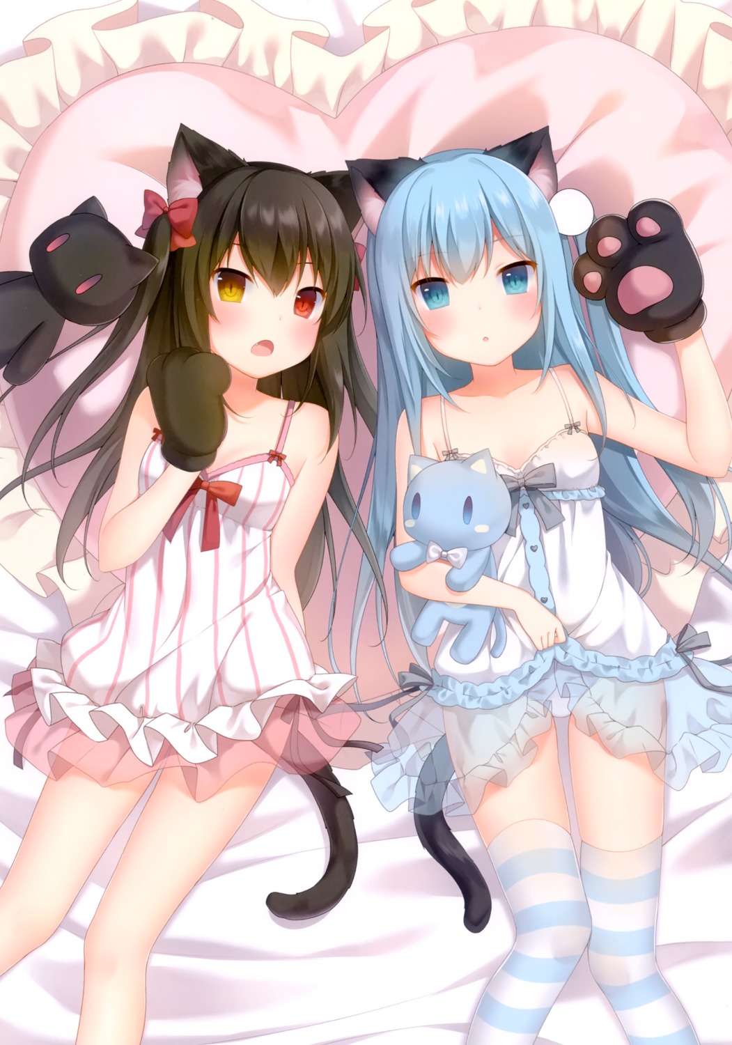 amashiro_natsuki animal_ears heterochromia lingerie loli nekoha_shizuku nekomimi tail thighhighs