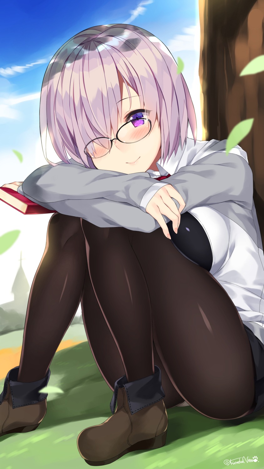 fate/grand_order kuro_chairo_no_neko mash_kyrielight megane pantyhose