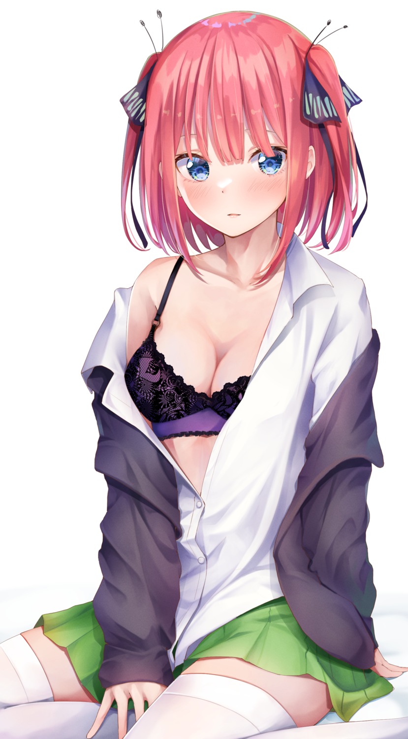 5-toubun_no_hanayome bra cleavage nakano_nino open_shirt seifuku sweater thighhighs yuunamida_uyu