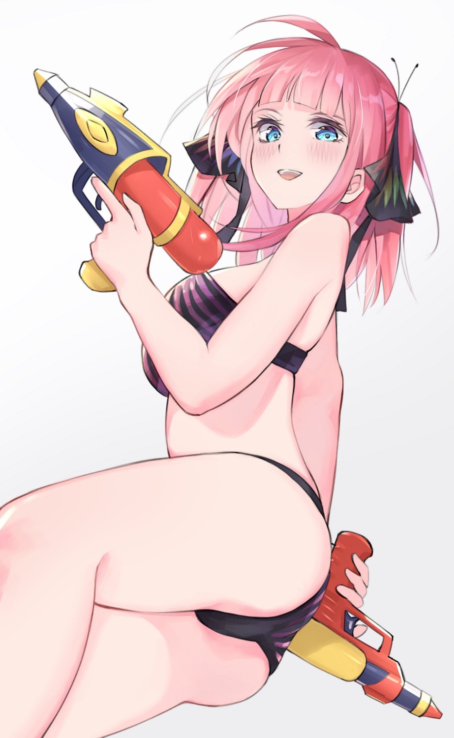 5-toubun_no_hanayome ass bikini gun nakano_nino swimsuits to_gemichi