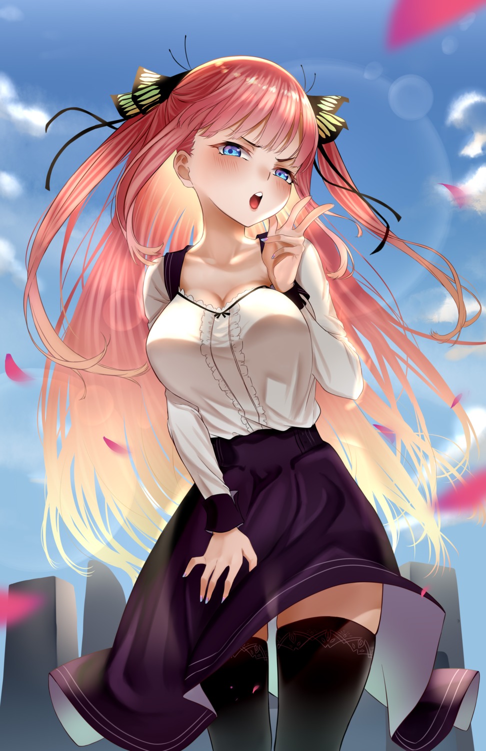 5-toubun_no_hanayome cleavage nakano_nino skirt_lift thighhighs zasshu