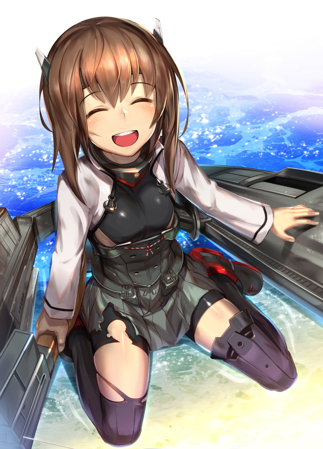 bike_shorts donarudo kantai_collection taihou_(kancolle) thighhighs torn_clothes