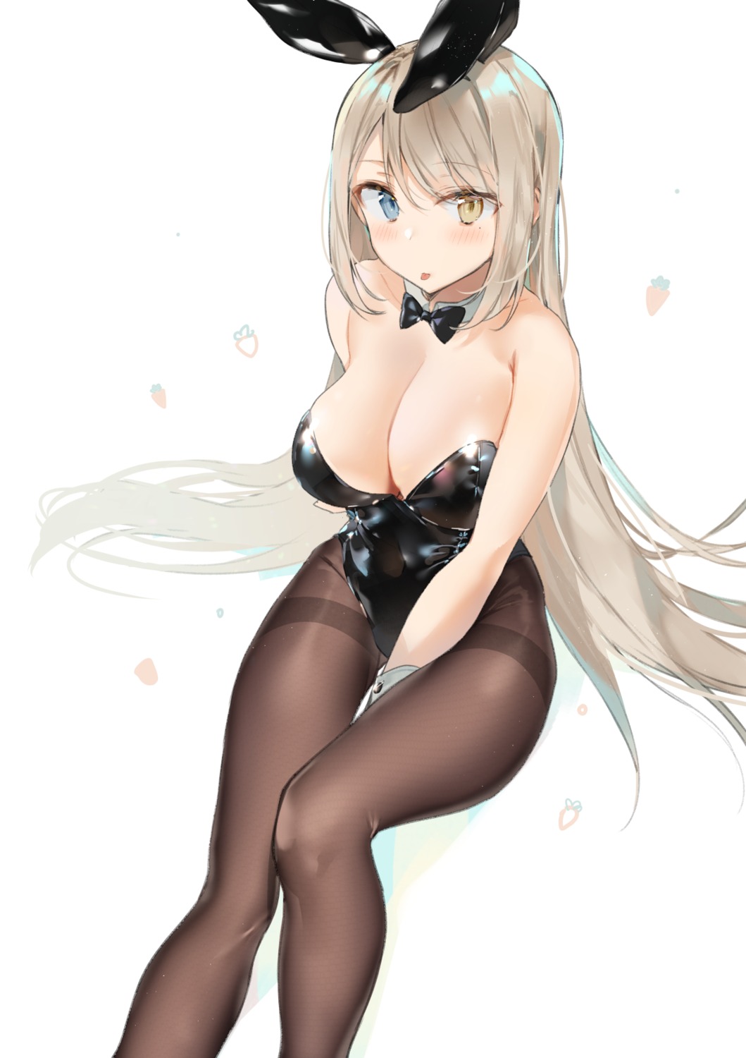 animal_ears bunny_ears bunny_girl cleavage heterochromia kurutsu pantyhose