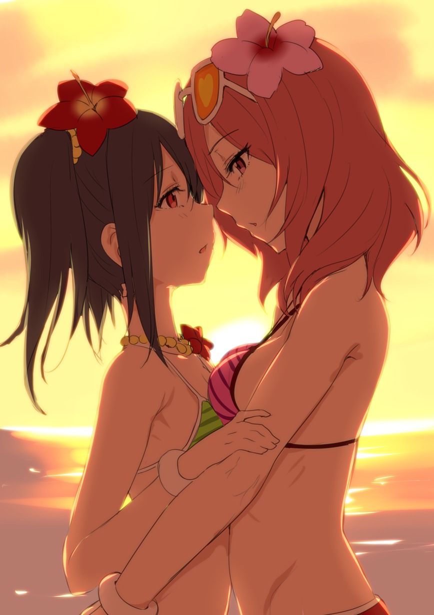 bikini clearite love_live! nishikino_maki swimsuits symmetrical_docking yazawa_nico yuri