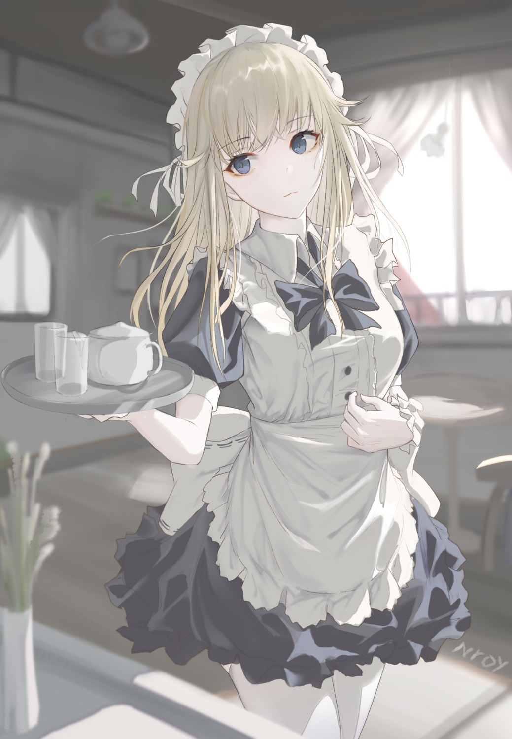 maid nroy- thighhighs waitress