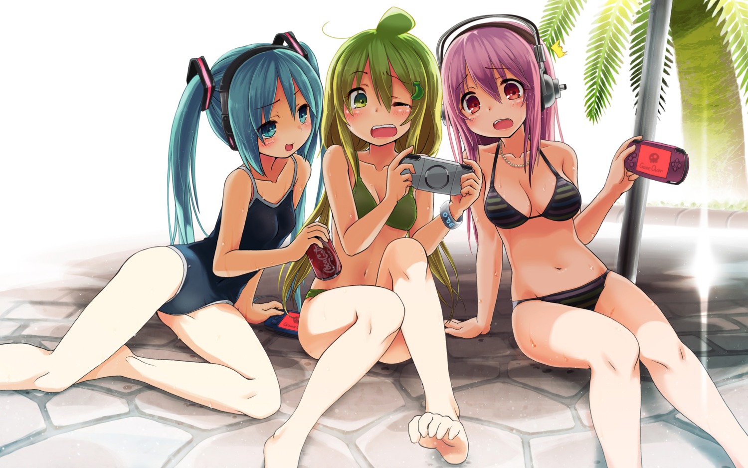 bikini cleavage crossover hatsune_miku headphones kuromaru9 school_swimsuit sonico super_sonico swimsuits vocaloid wallpaper wet