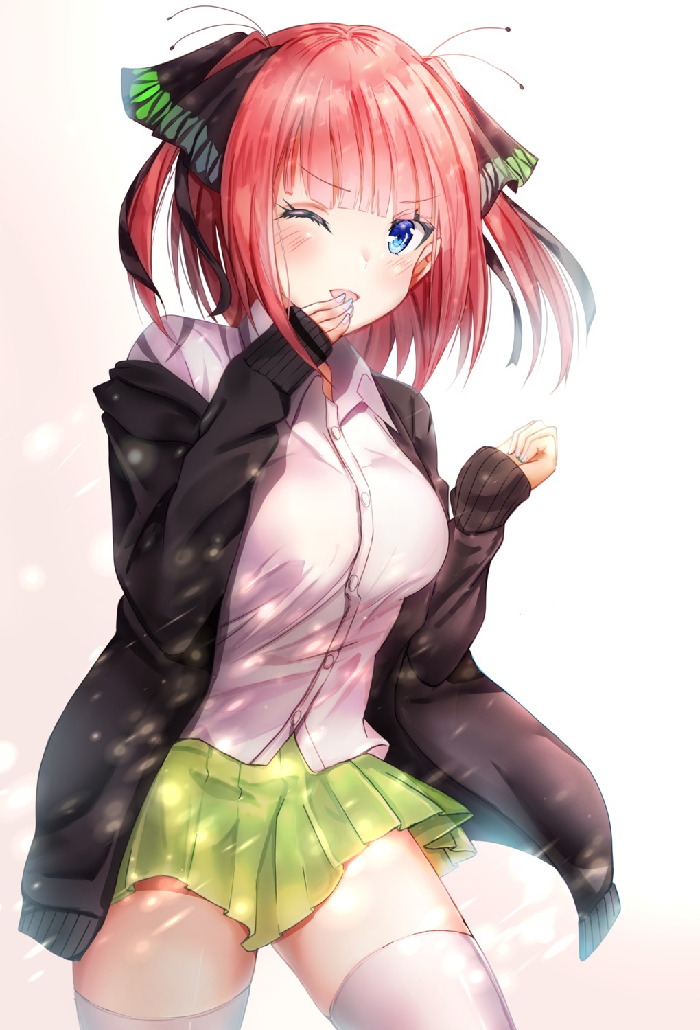 5-toubun_no_hanayome nakano_nino seifuku sweater thighhighs tsukasa