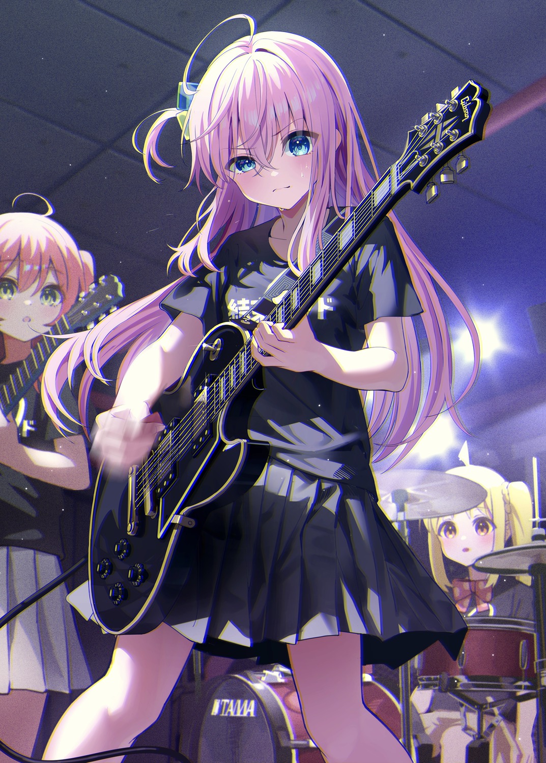 bocchi_the_rock! gotou_hitori guitar ijichi_nijika kita_ikuyo midori_matsukaze seifuku uniform