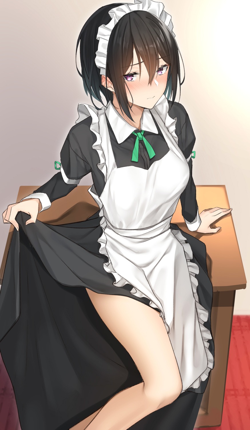 maid pallad skirt_lift