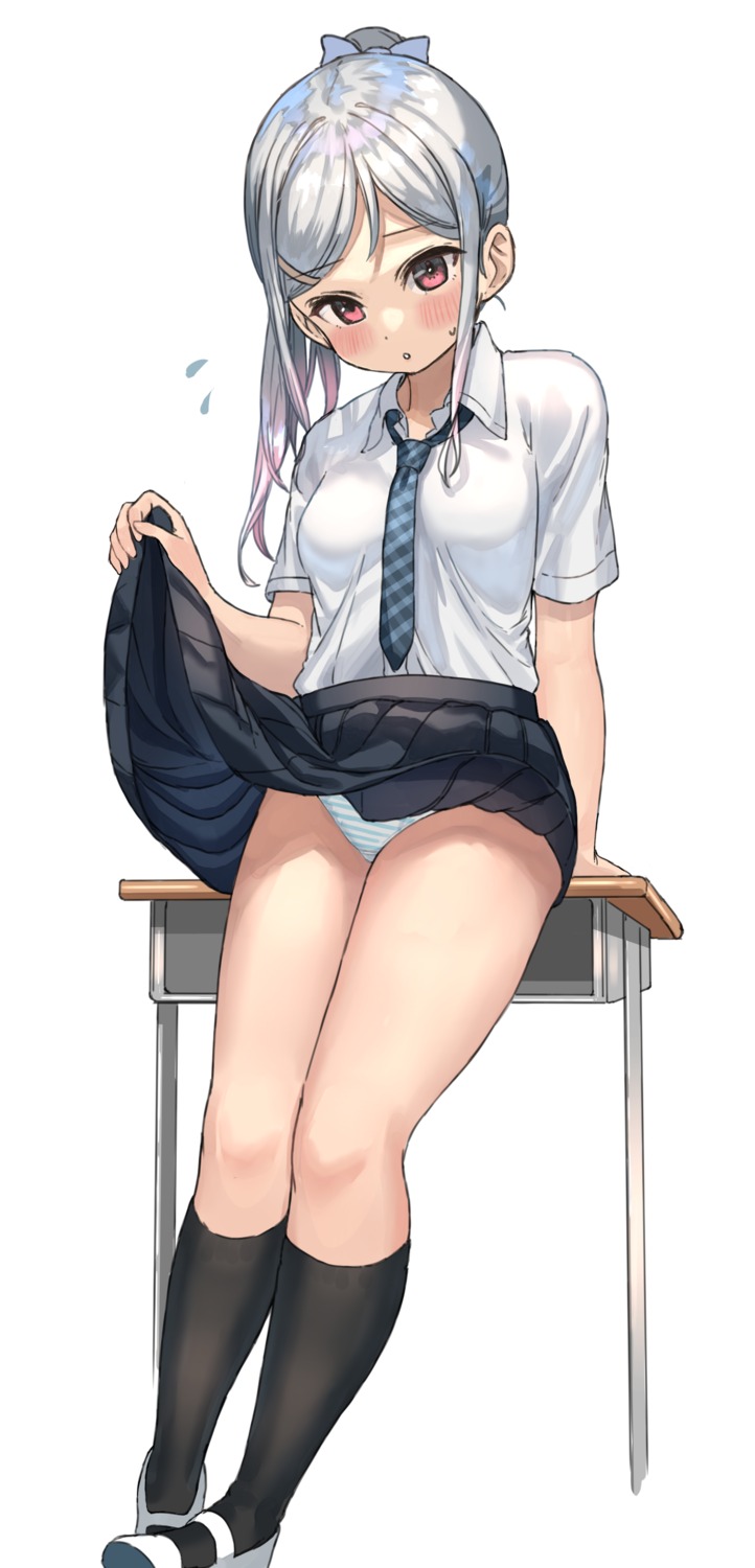 pantsu ranf seifuku shimapan skirt_lift