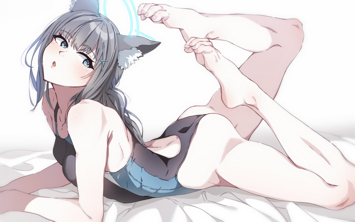 animal_ears ass blue_archive feet halo nekomimi sunaookami_shiroko swimsuits tai_