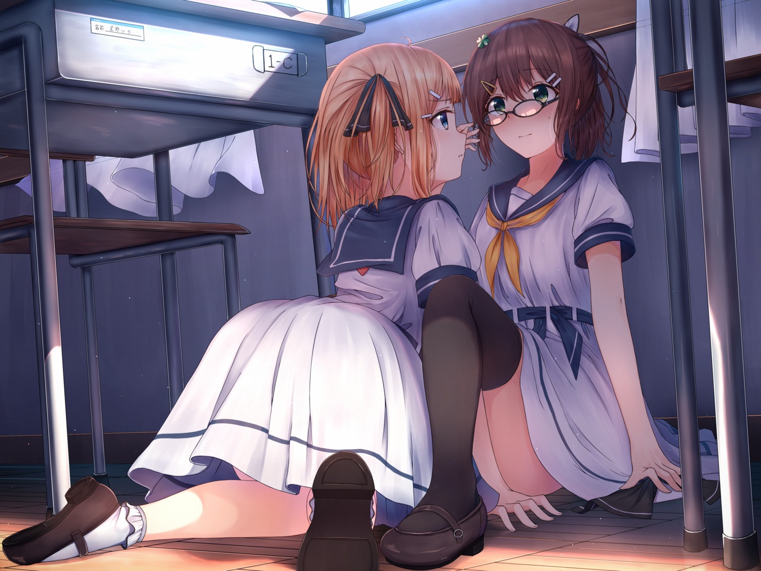 Hentai yuri under the table фото 79