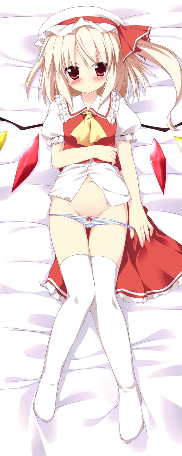 flandre_scarlet loli nanpuu pantsu panty_pull shimapan thighhighs touhou