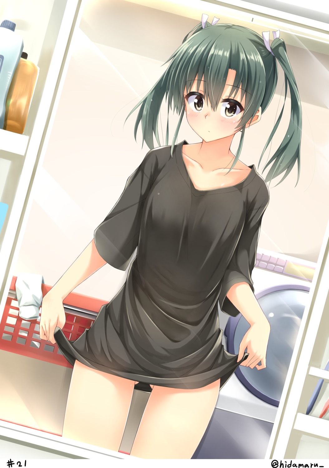 hino_(2nd_life) kantai_collection nopan shirt_lift zuikaku_(kancolle)