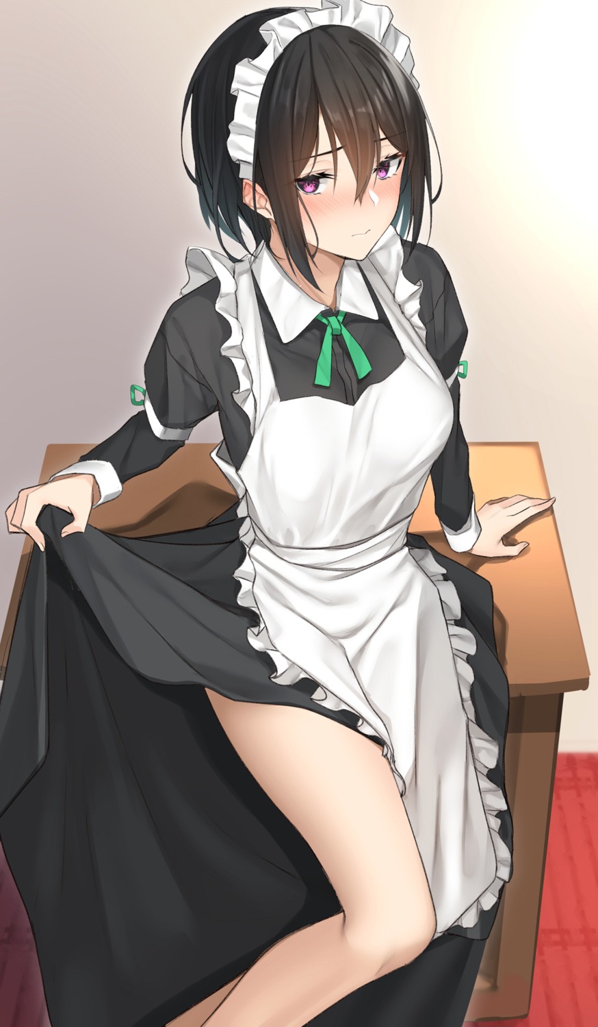 maid pallad skirt_lift