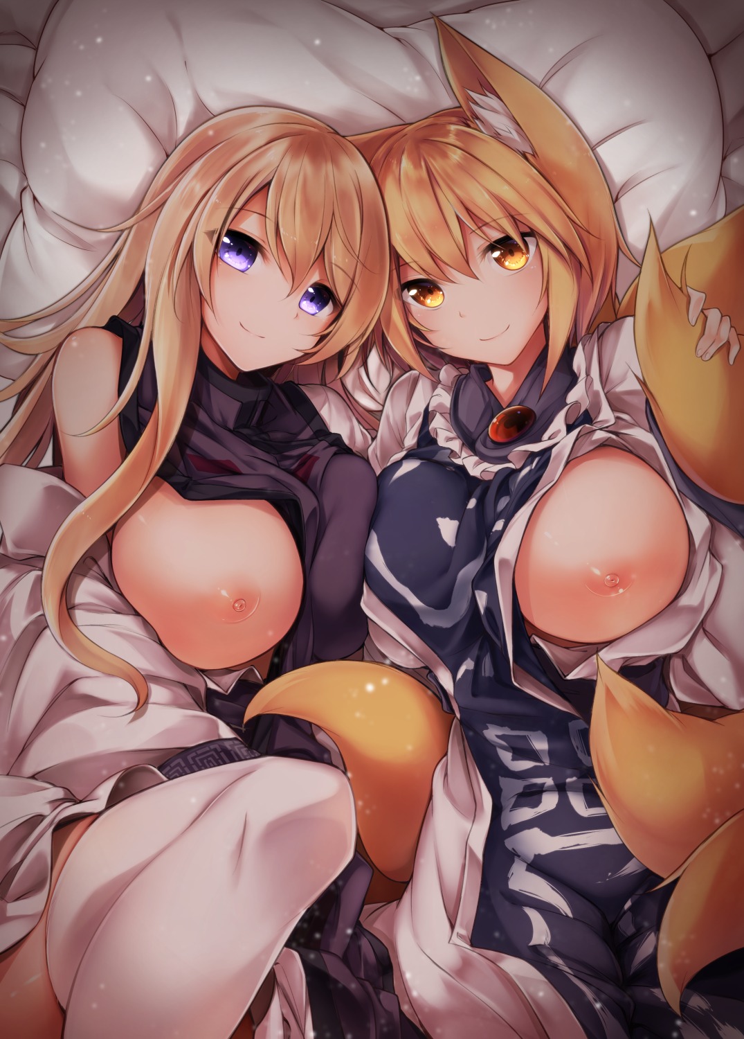 animal_ears breasts midori_(misuriru8) nipples no_bra open_shirt tail thighhighs touhou yakumo_ran yakumo_yukari