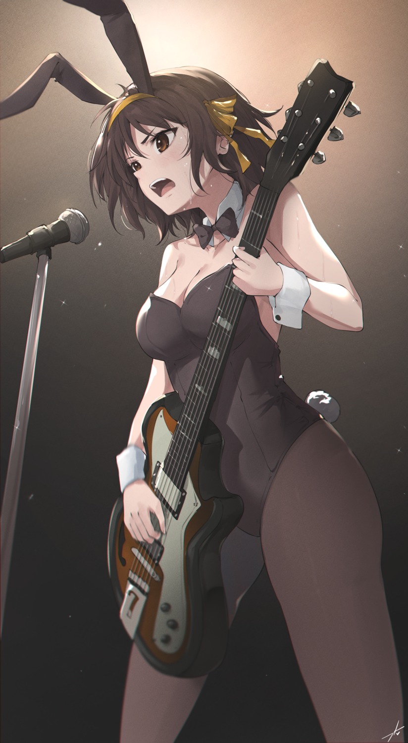 animal_ears bunny_ears bunny_girl cleavage feint721 guitar pantyhose suzumiya_haruhi suzumiya_haruhi_no_yuuutsu tail