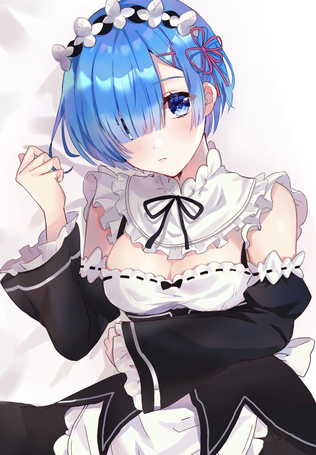 cleavage maid parum re_zero_kara_hajimeru_isekai_seikatsu rem_(re_zero)