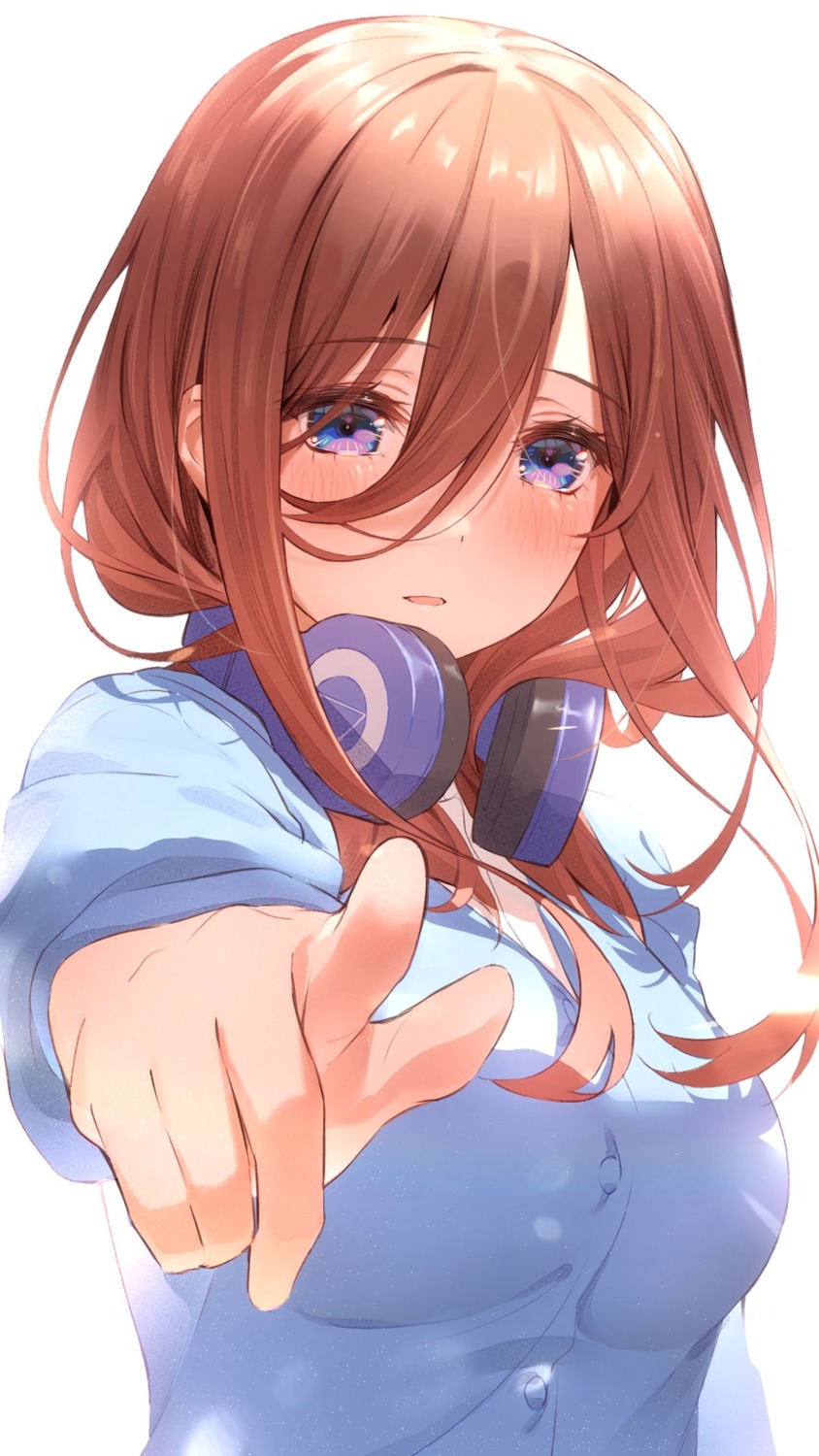 5-toubun_no_hanayome headphones katsumata_masato nakano_miku seifuku sweater