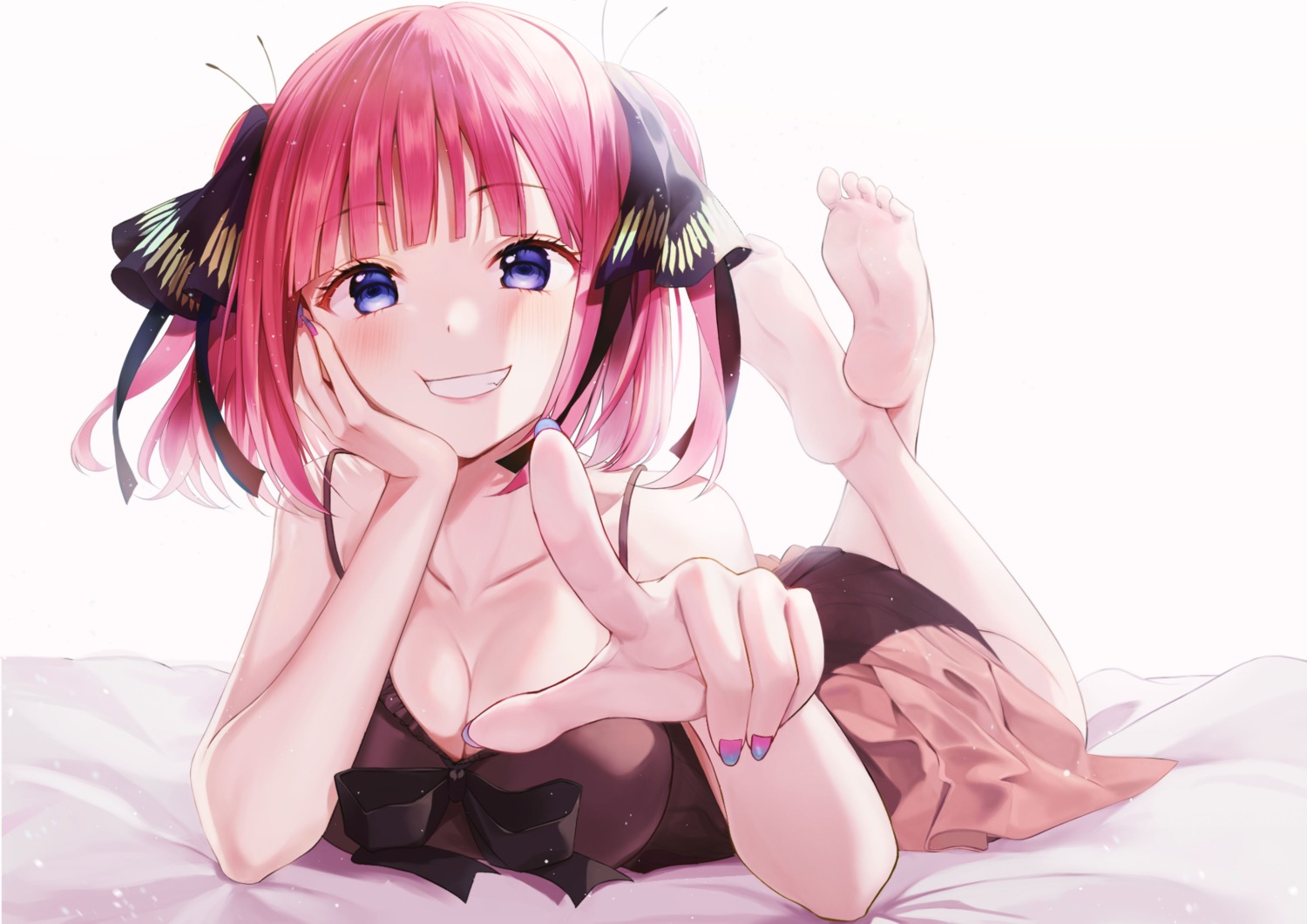 5-toubun_no_hanayome cleavage dress feet nakano_nino siole