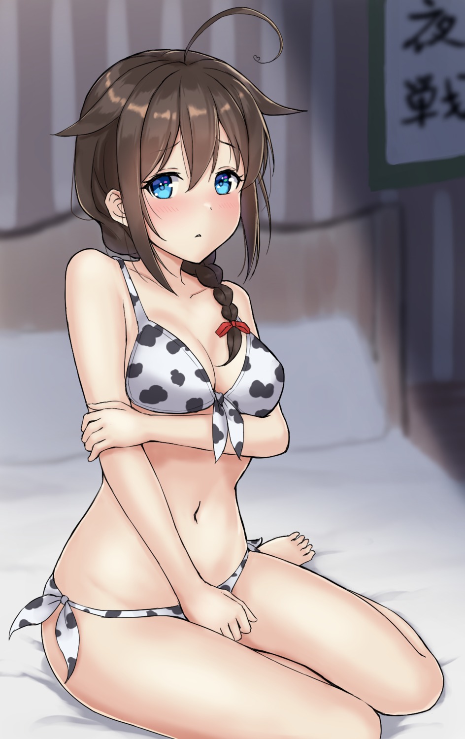 bikini breast_hold cleavage kantai_collection monoku shigure_(kancolle) swimsuits