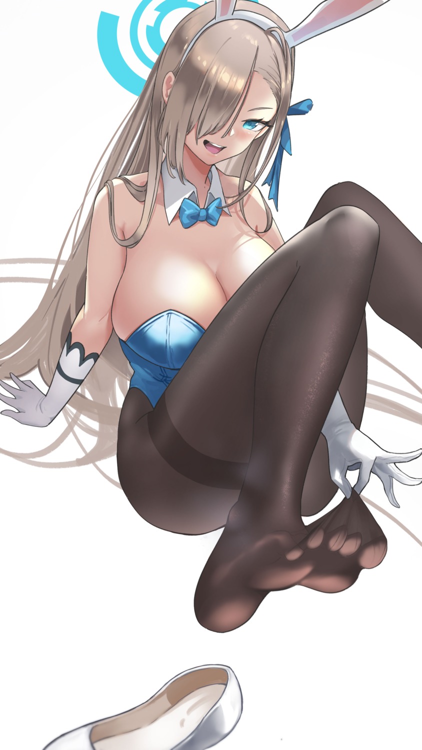 animal_ears blue_archive bunny_ears bunny_girl feet fuyofuyo halo ichinose_asuna no_bra pantyhose