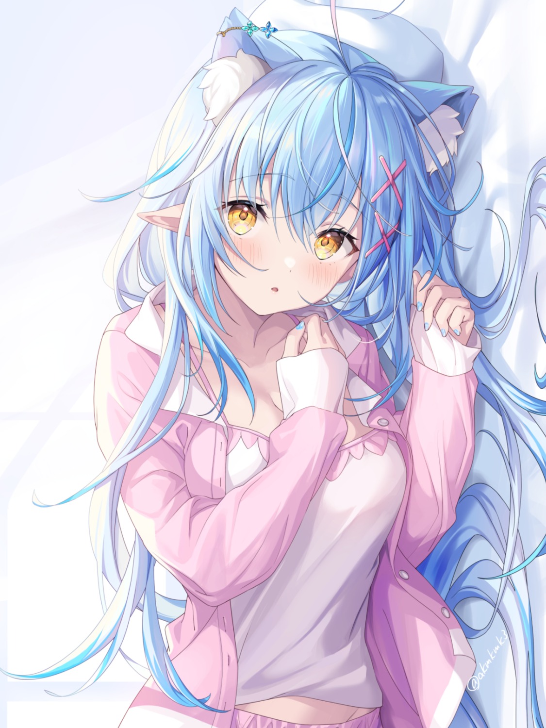 akamoku animal_ears elf hololive nekomimi pajama pointy_ears yukihana_lamy