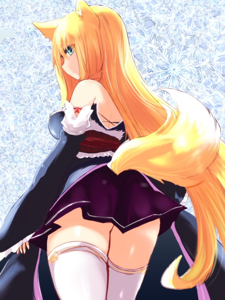 animal_ears kitsune naomi_(sekai_no_hate_no_kissaten) tail thighhighs