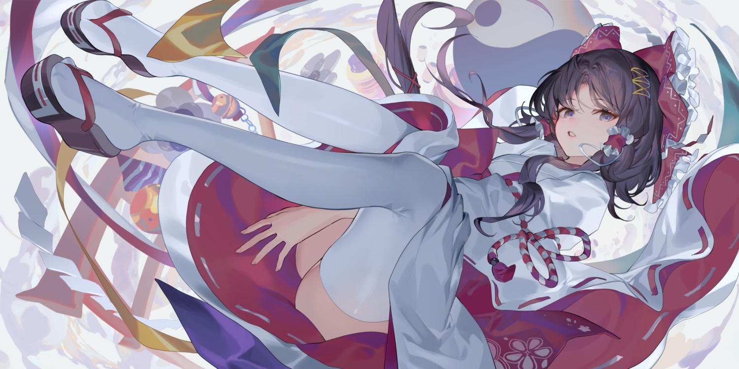 hakurei_reimu hillly_(maiwetea) miko skirt_lift thighhighs touhou