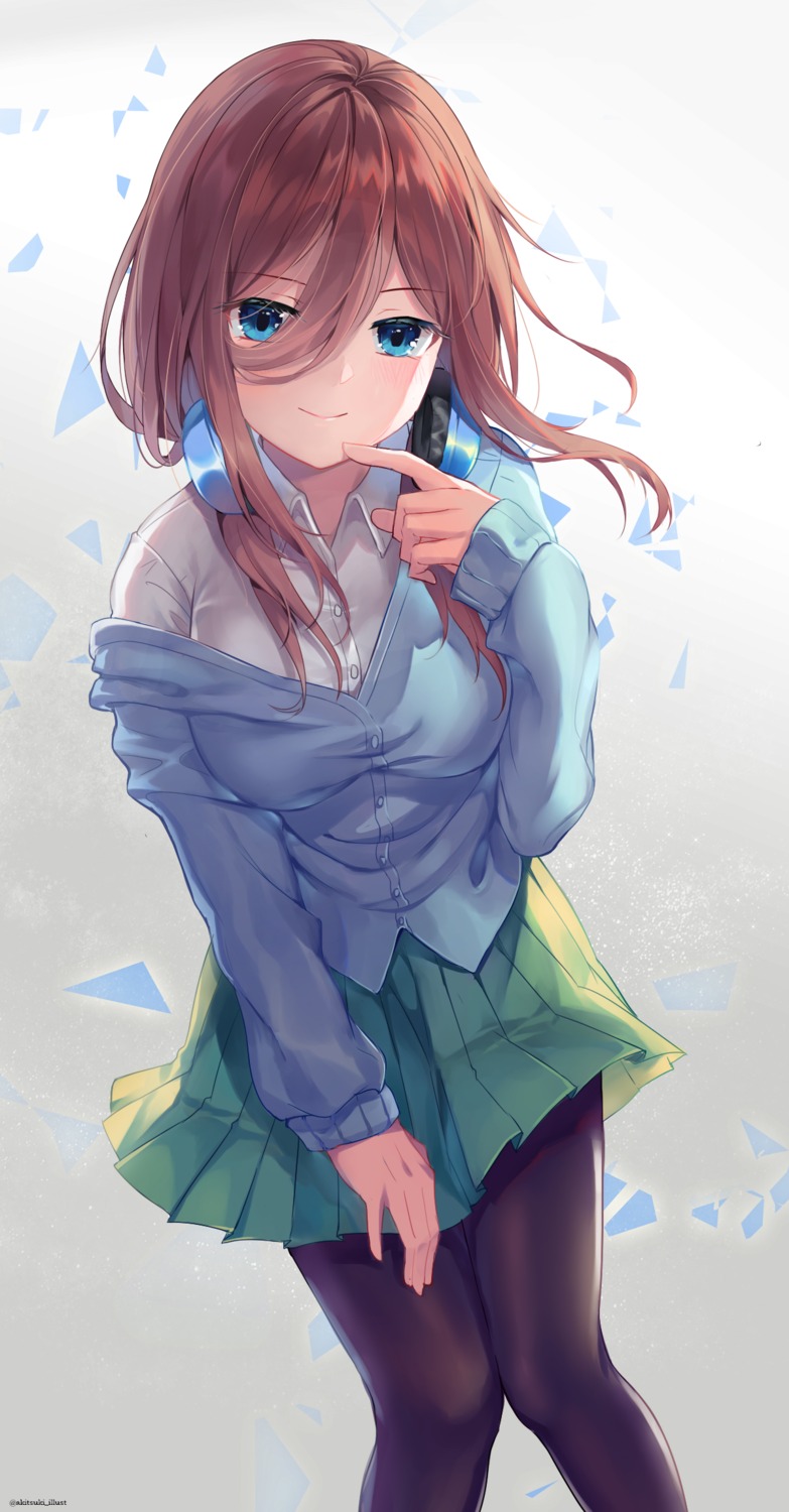 5-toubun_no_hanayome headphones nakano_miku oenothera pantyhose seifuku sweater