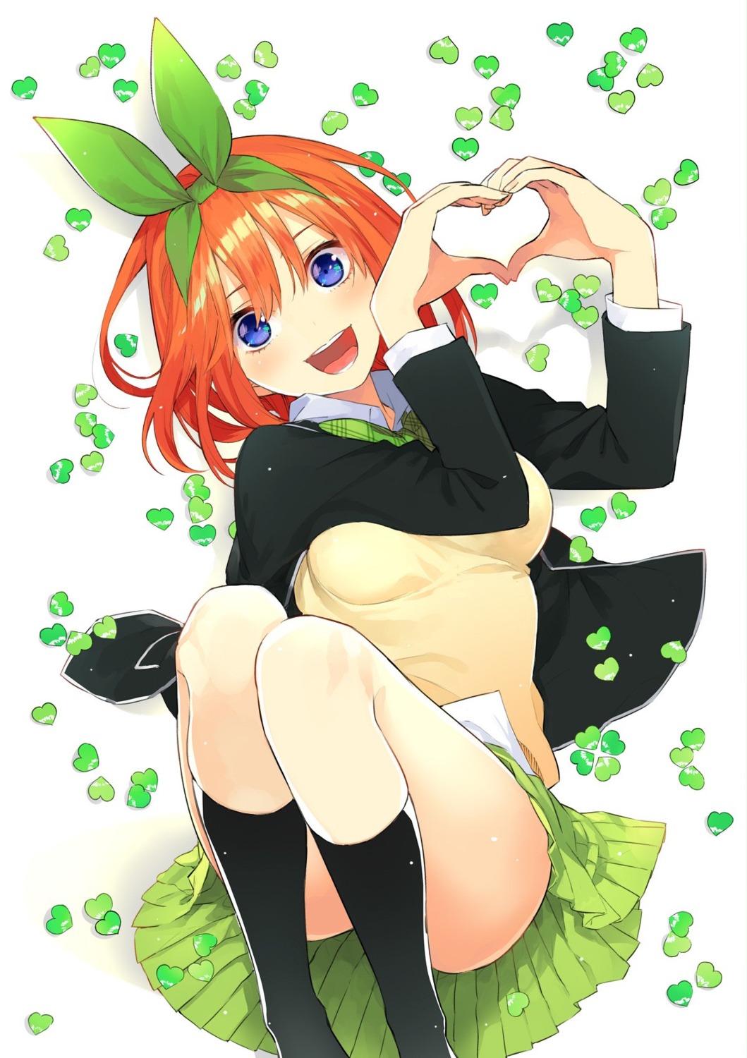 5-toubun_no_hanayome breast_hold haruba_negi nakano_yotsuba seifuku skirt_lift sweater