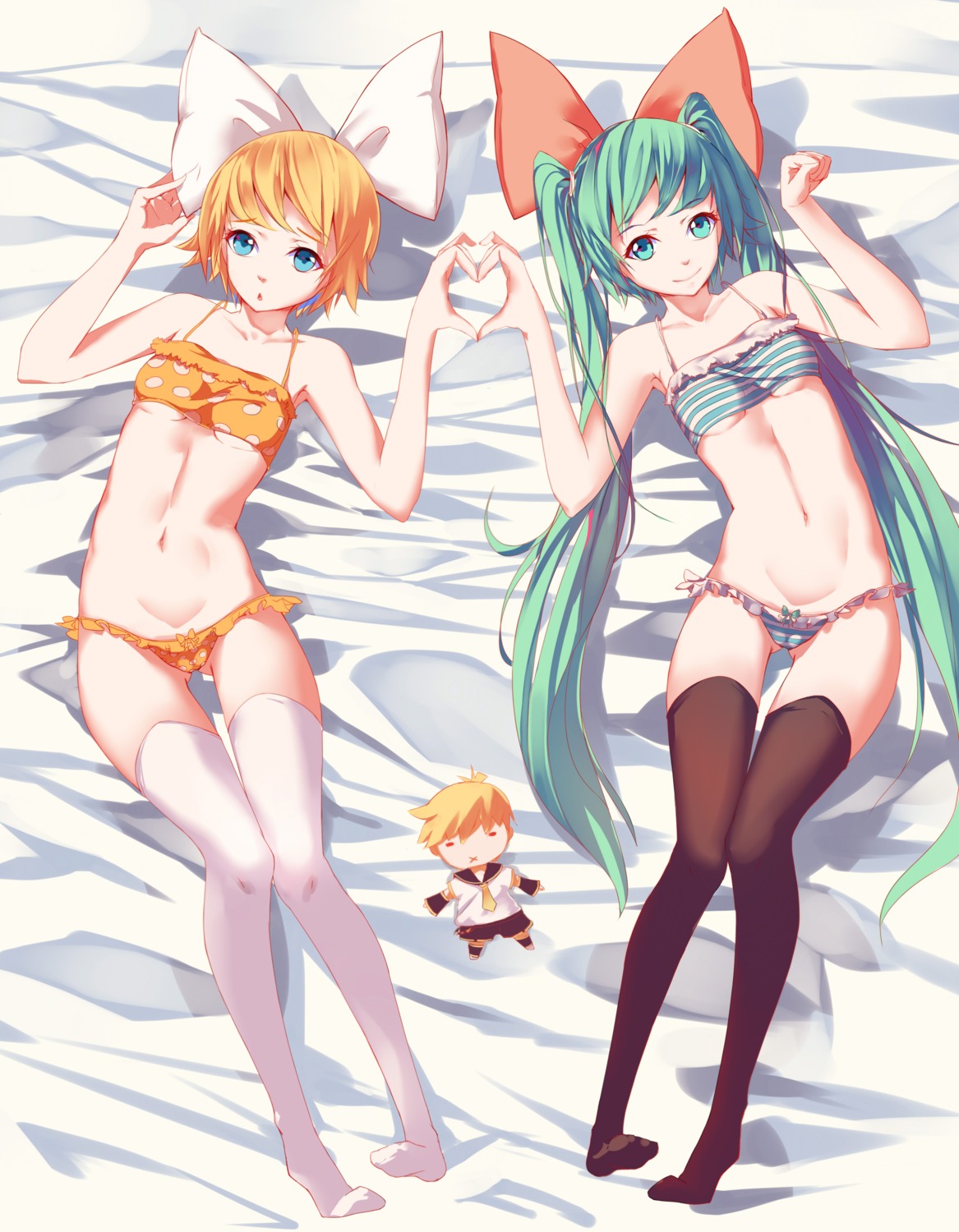 bra hatsune_miku kagamine_len kagamine_rin loli m.kk pantsu shimapan thighhighs vocaloid