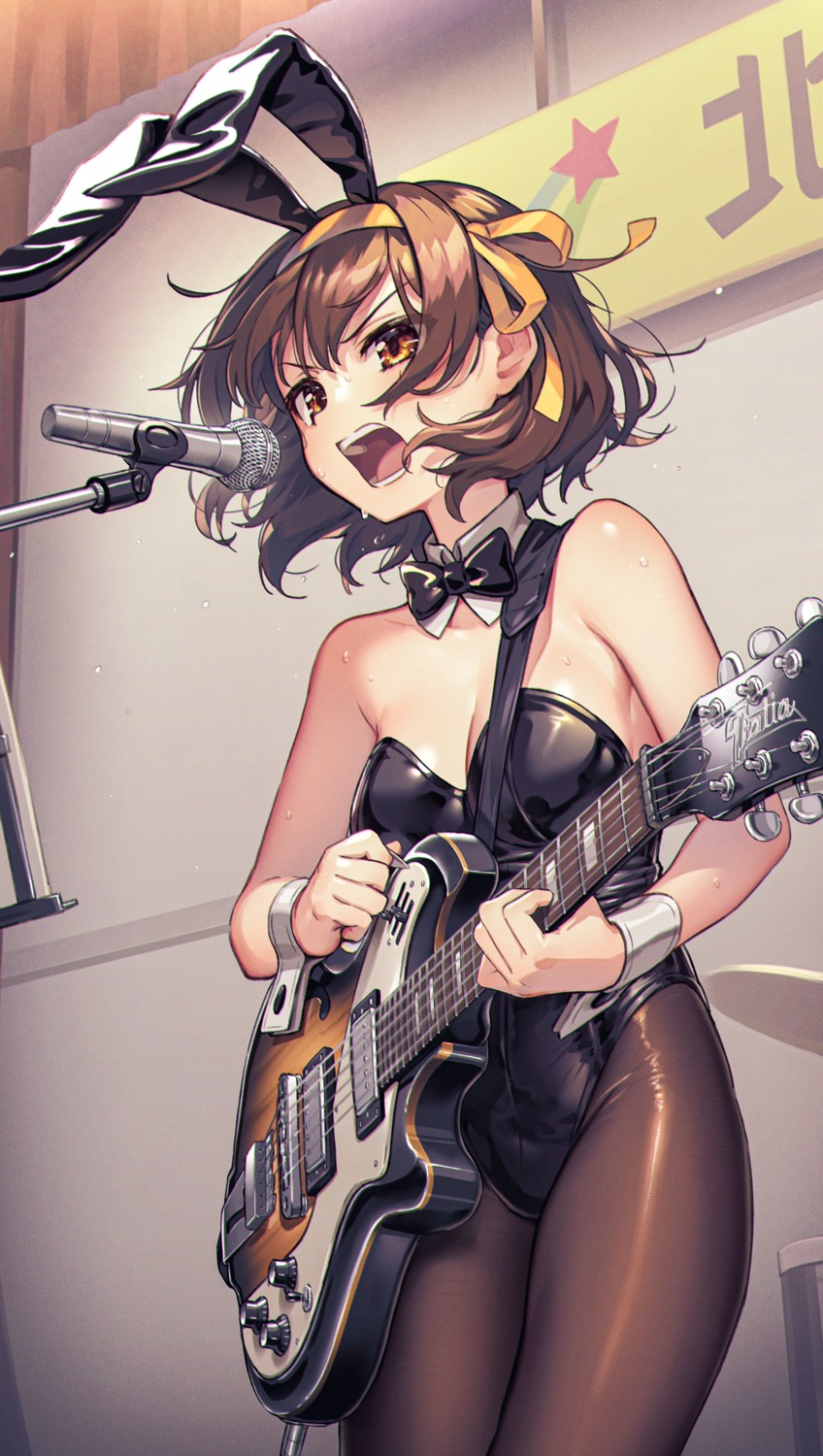 animal_ears bunny_ears bunny_girl cleavage guitar kurobuta_gekkan pantyhose suzumiya_haruhi suzumiya_haruhi_no_yuuutsu