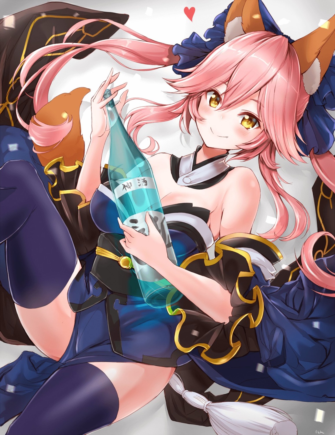 animal_ears cleavage fate/grand_order fuku_kitsune japanese_clothes sake tail tamamo_no_mae thighhighs