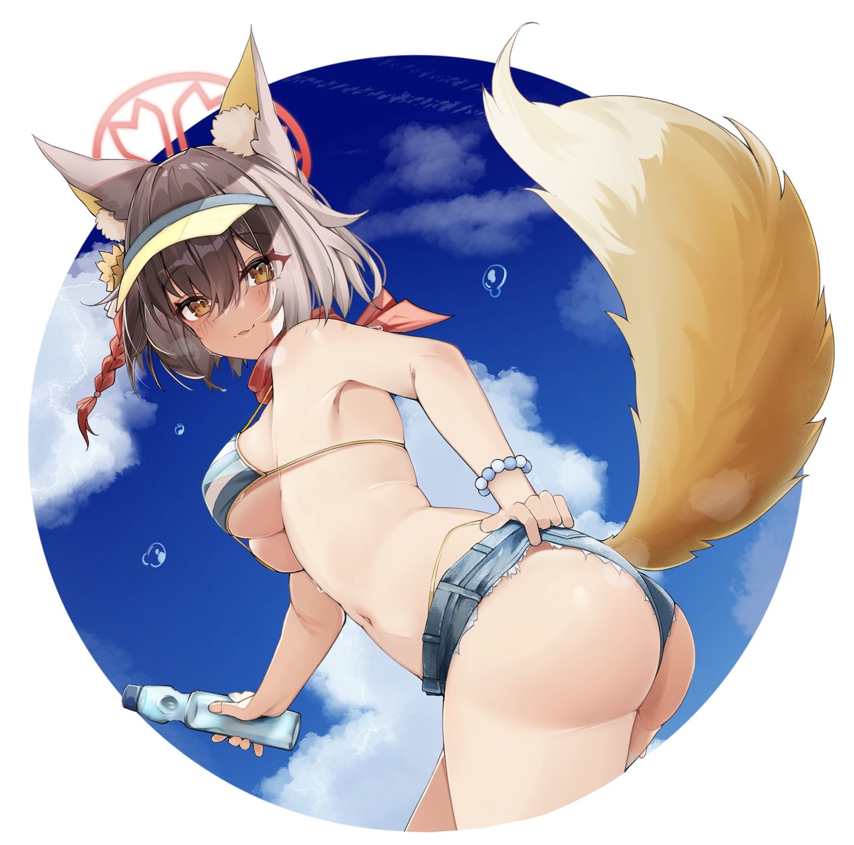 animal_ears ass bikini_top blue_archive halo kitsune kuda_izuna reine_(reineko6) swimsuits tail