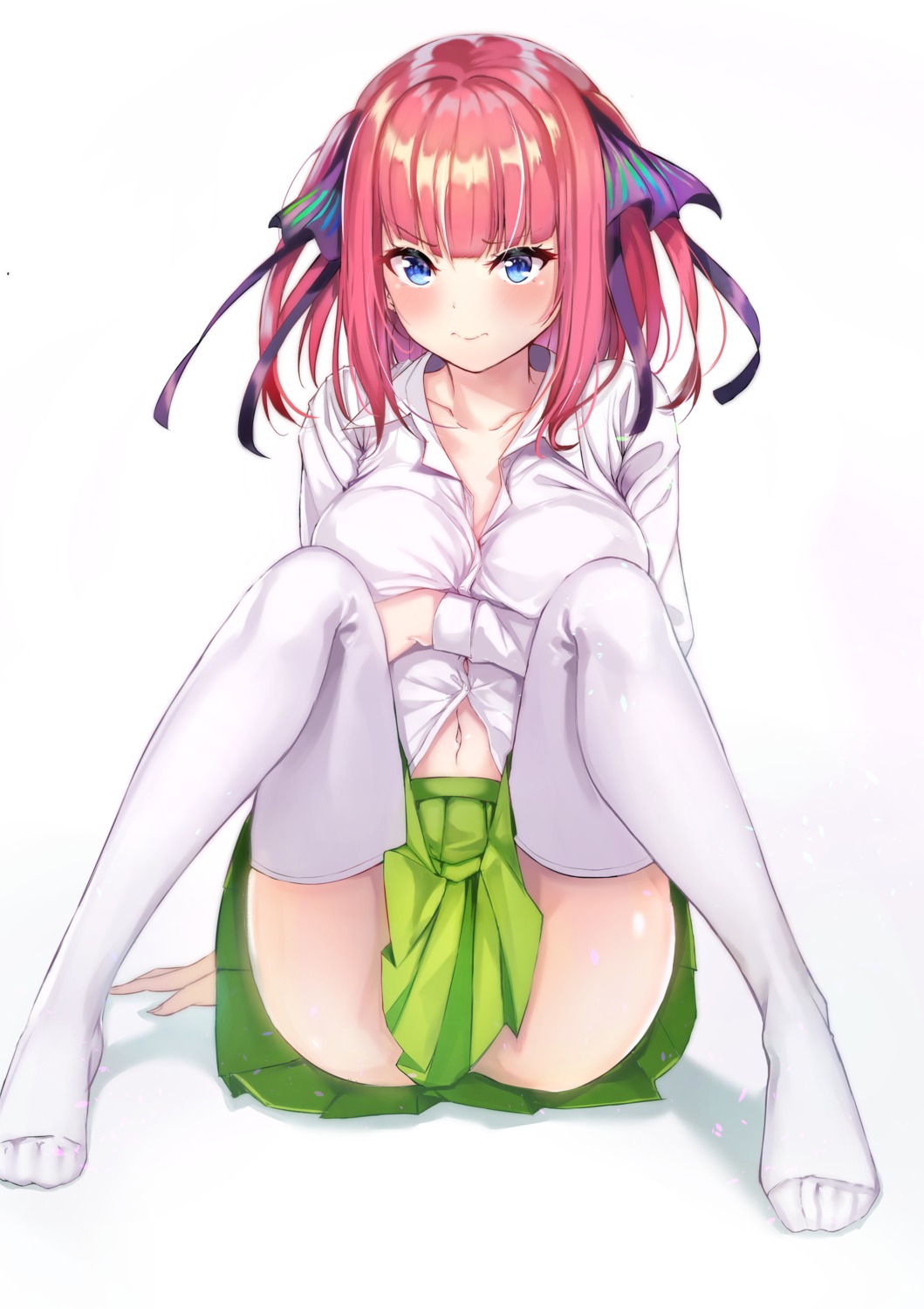 5-toubun_no_hanayome breast_hold feet nakano_nino nao_(okt8538) seifuku skirt_lift thighhighs