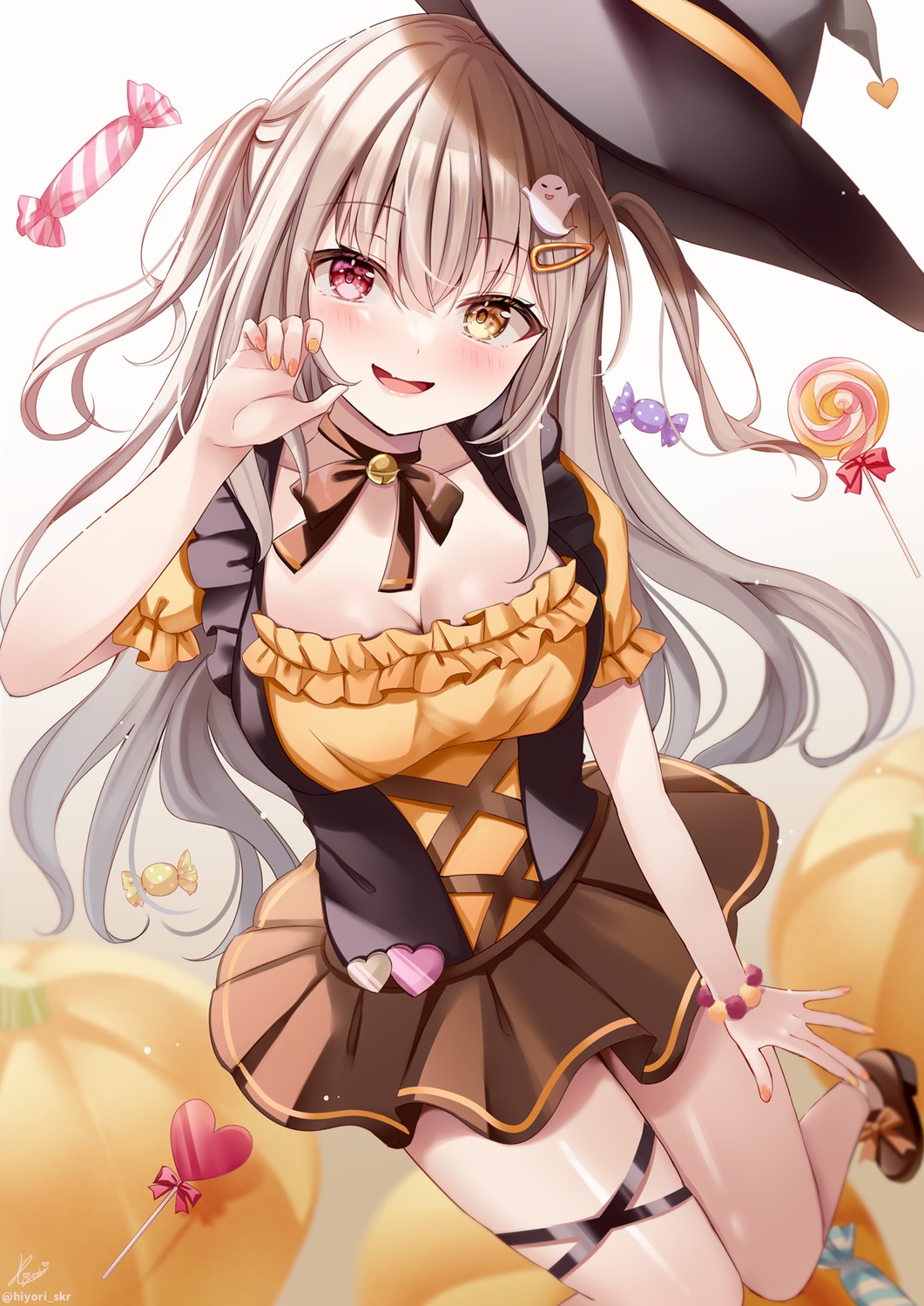 cleavage garter halloween heterochromia sakura_hiyori witch