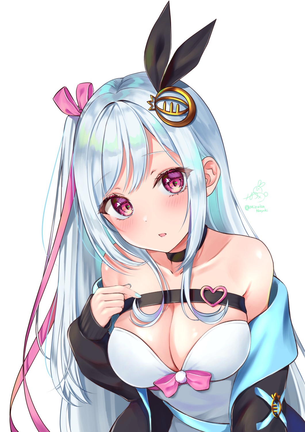 cleavage mizukanayuki no_bra