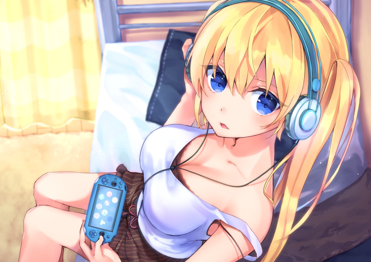 bra cleavage headphones hoshi_no_yurara