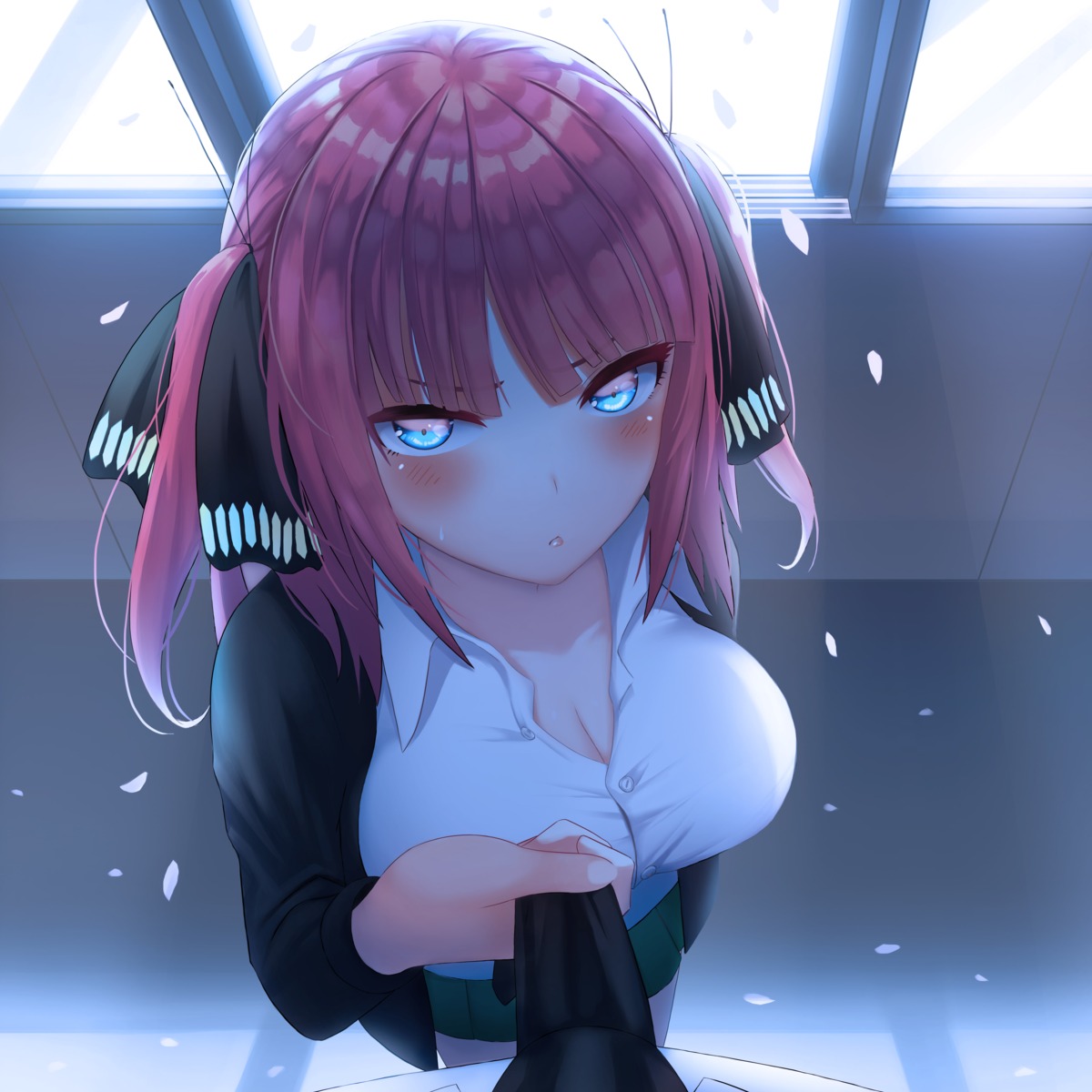 5-toubun_no_hanayome cleavage nabang nakano_nino seifuku sweater