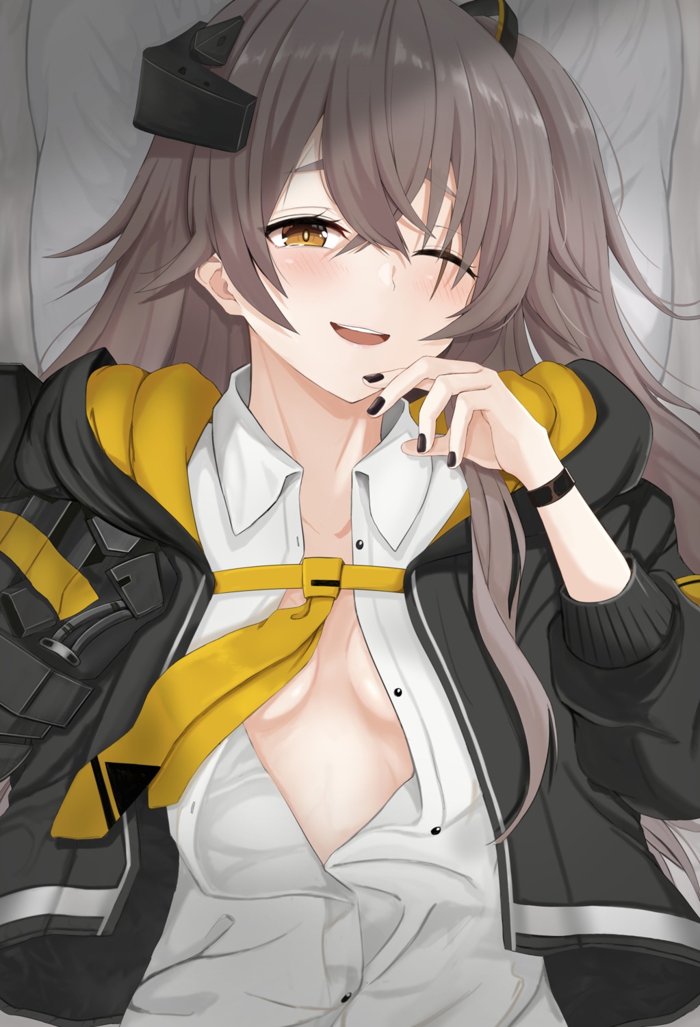 coen_zyme girls_frontline no_bra open_shirt sweater ump45_(girls_frontline)