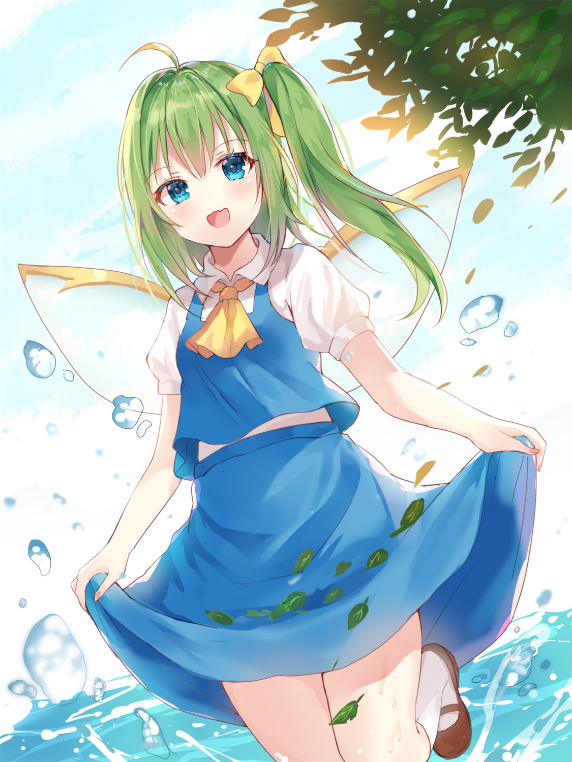 daiyousei hum_(ten_ten) skirt_lift touhou wet wings