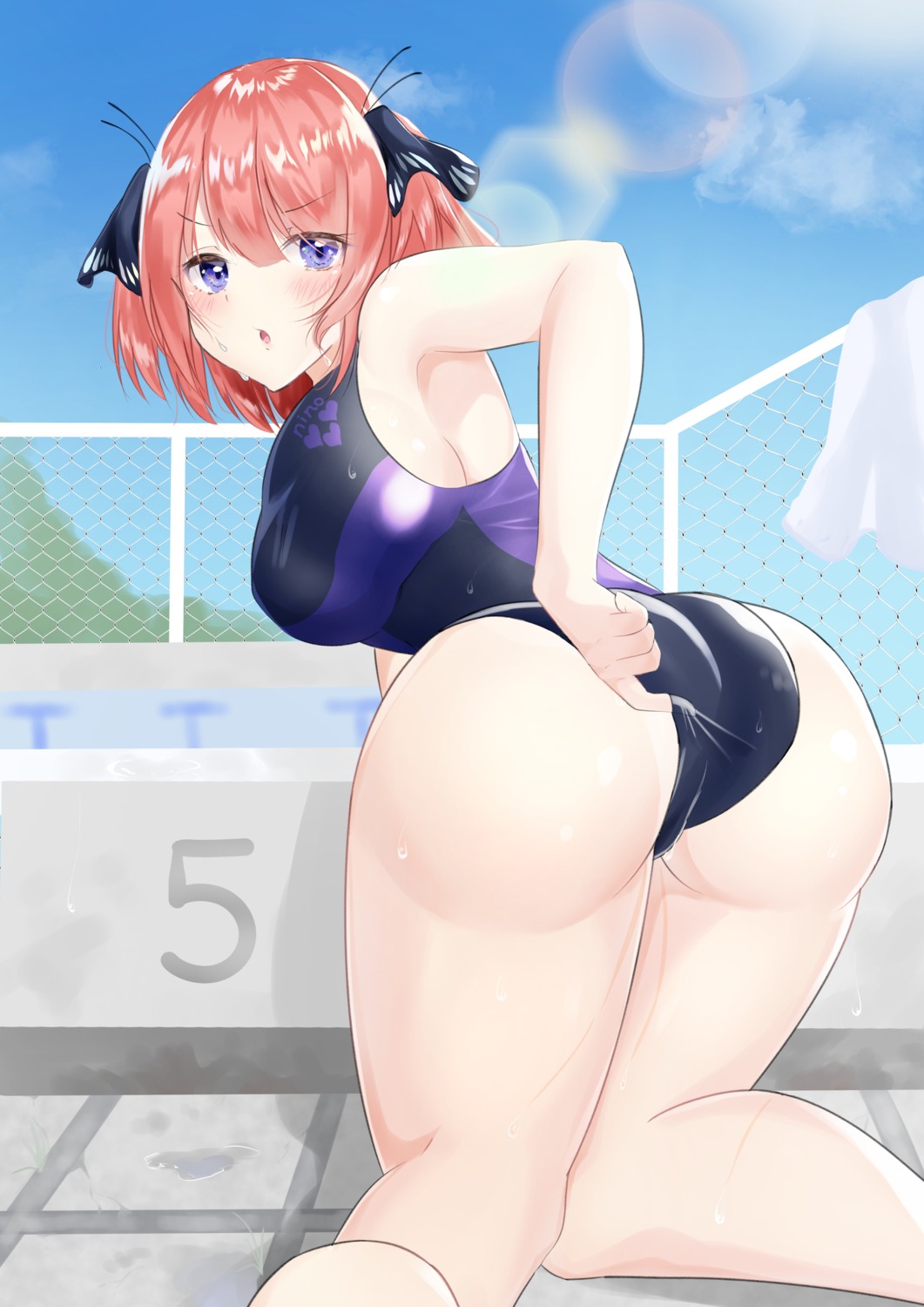 5-toubun_no_hanayome ass nakano_nino swimsuits teto_zz wet