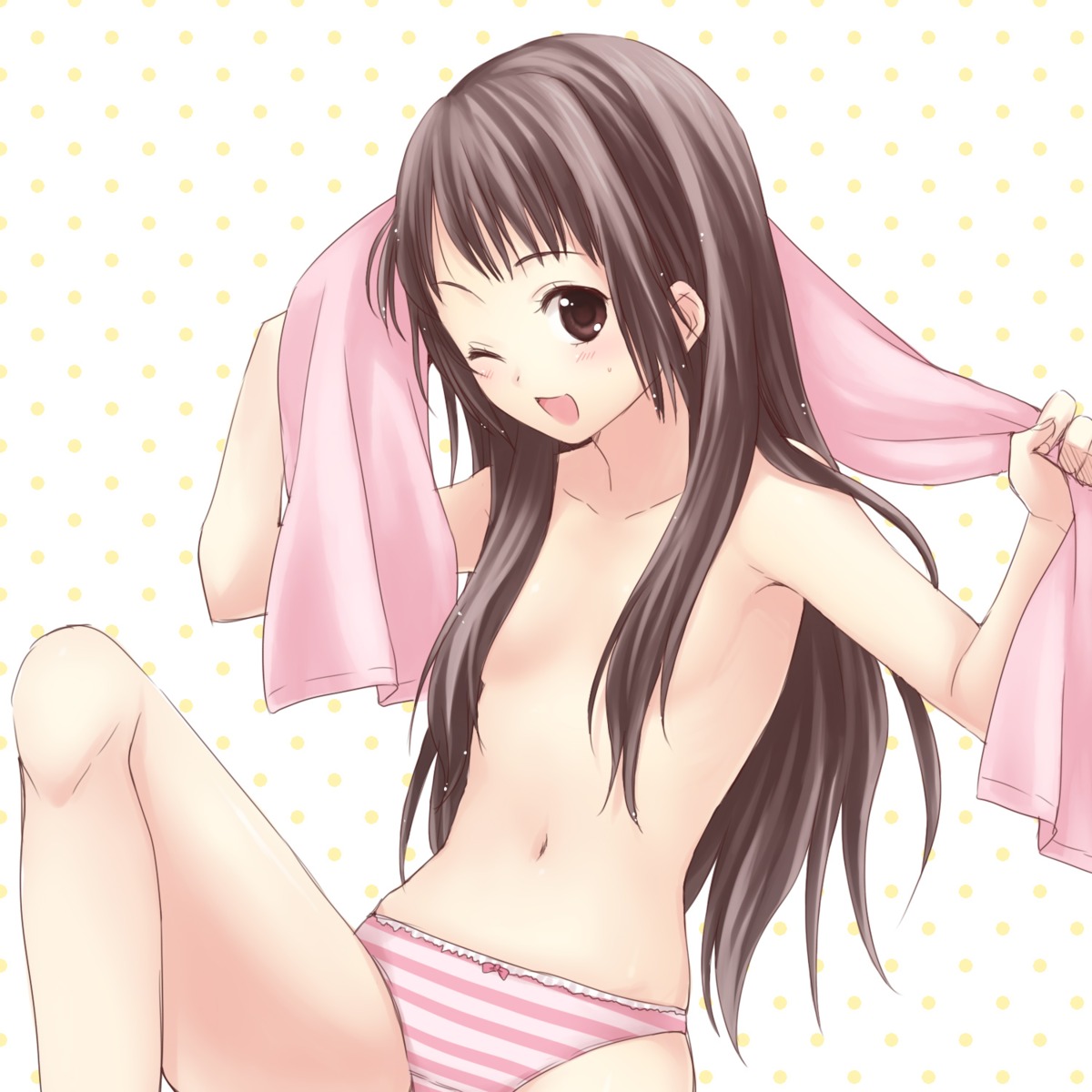 loli mani pantsu shimapan topless towel