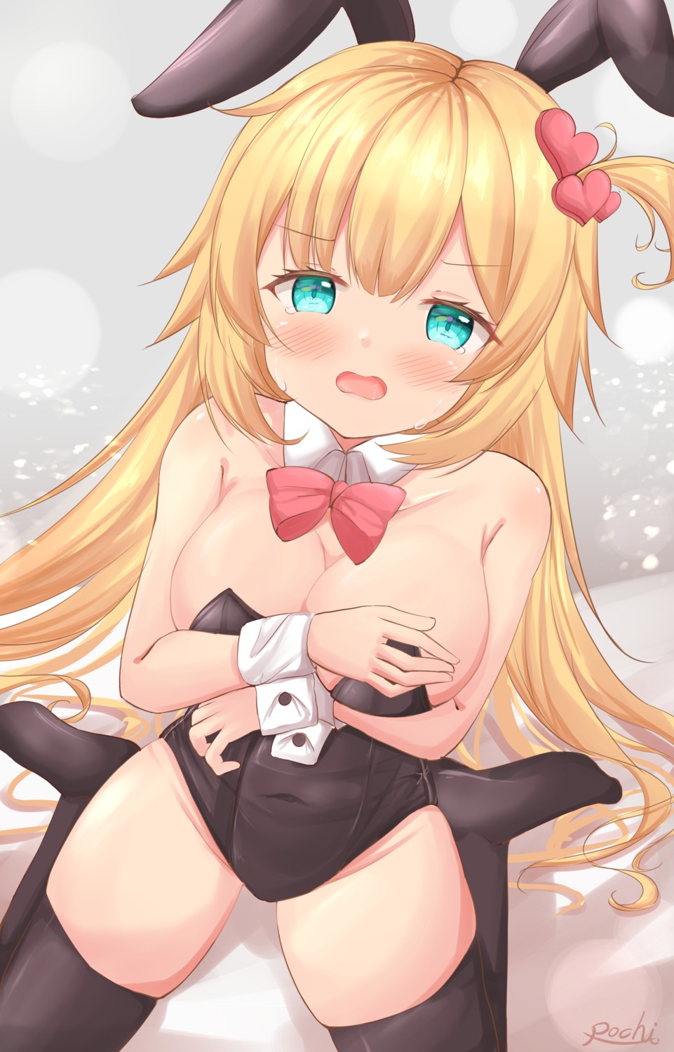 akai_haato animal_ears breast_hold bunny_ears bunny_girl hololive kanti15 no_bra thighhighs