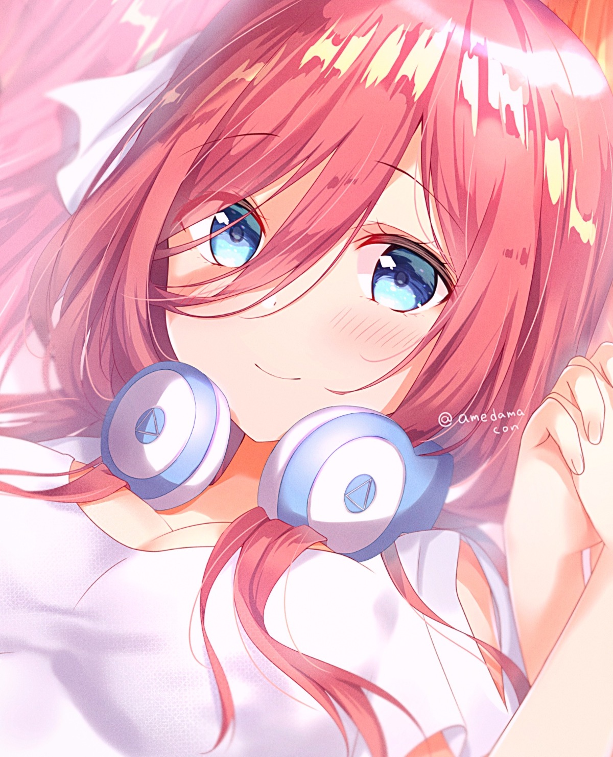 5-toubun_no_hanayome amedama_con cleavage headphones nakano_miku